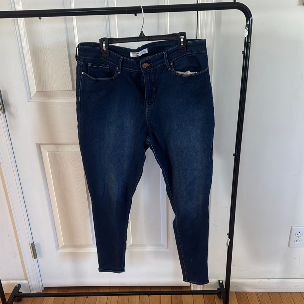 Women's Blue Jeans